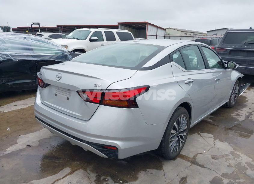 Photo 4 of 2024 Nissan Altima SV FWD (VIN 1N4BL4DV5RN347200)