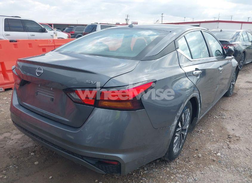 Photo 4 of 2024 Nissan Altima SV FWD (VIN 1N4BL4DV5RN354812)