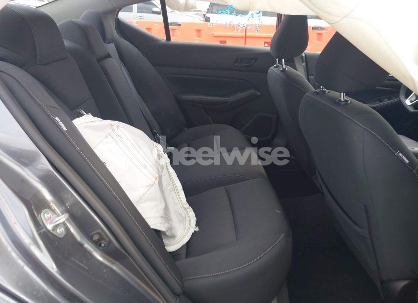 Photo 8 of 2024 Nissan Altima SV FWD (VIN 1N4BL4DV5RN354812)