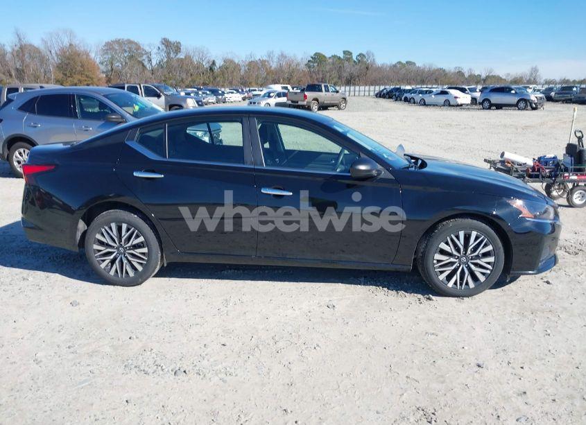 Photo 13 of 2025 Nissan Altima SV FWD (VIN 1N4BL4DV5SN308869)