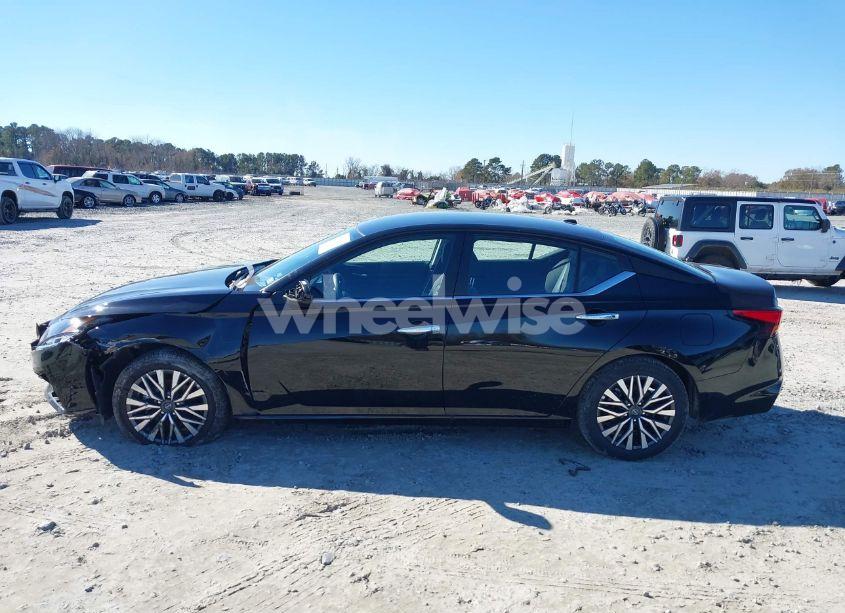Photo 14 of 2025 Nissan Altima SV FWD (VIN 1N4BL4DV5SN308869)