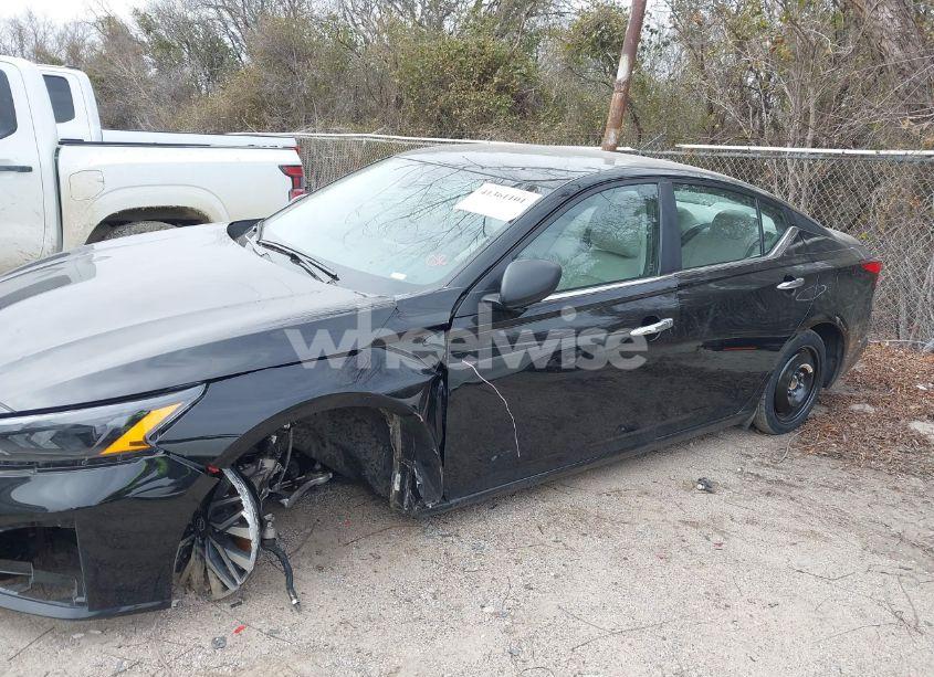 Photo 15 of 2025 Nissan Altima SV FWD (VIN 1N4BL4DV5SN316406)