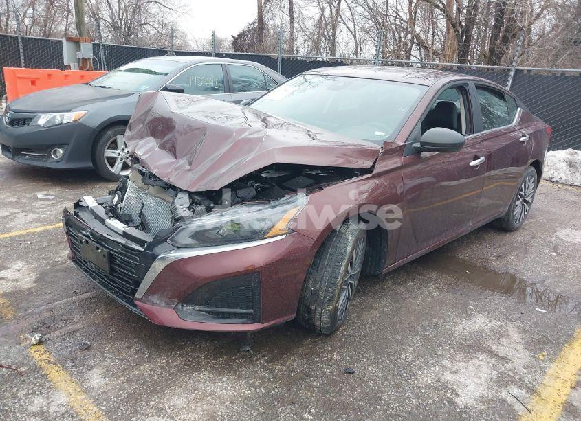 Photo 2 of 2025 Nissan Altima SV FWD (VIN 1N4BL4DV5SN325428)