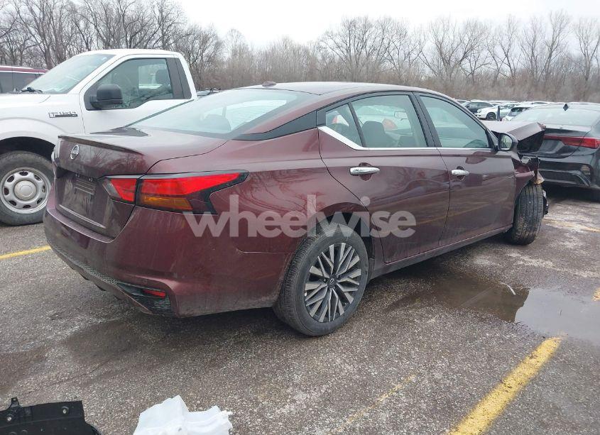 Photo 4 of 2025 Nissan Altima SV FWD (VIN 1N4BL4DV5SN325428)