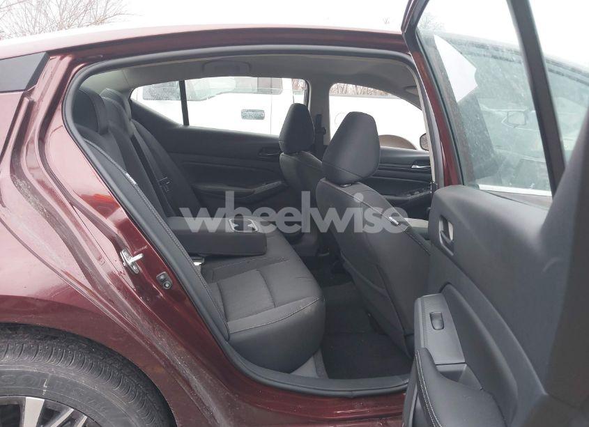 Photo 8 of 2025 Nissan Altima SV FWD (VIN 1N4BL4DV5SN325428)