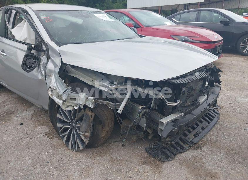 Photo 6 of 2025 Nissan Altima SV FWD (VIN 1N4BL4DV5SN366352)