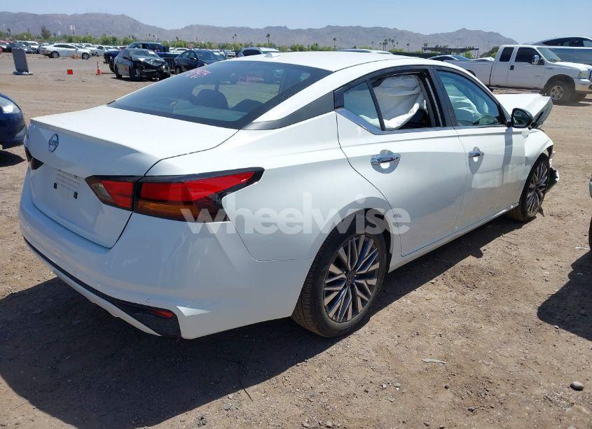 Photo 4 of 2025 Nissan Altima SV FWD (VIN 1N4BL4DV5SN369882)