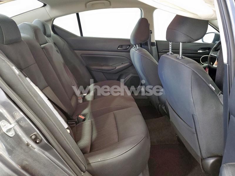 Photo 3 of 2025 NISSAN ALTIMA SV (VIN 1N4BL4DV5SN388366)