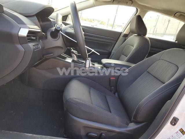 Photo 3 of 2025 NISSAN ALTIMA SV (VIN 1N4BL4DV5SN395186)
