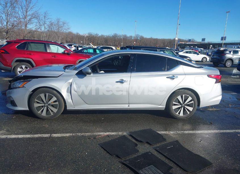 Photo 14 of 2019 Nissan Altima SV (VIN 1N4BL4DV6KC109485)