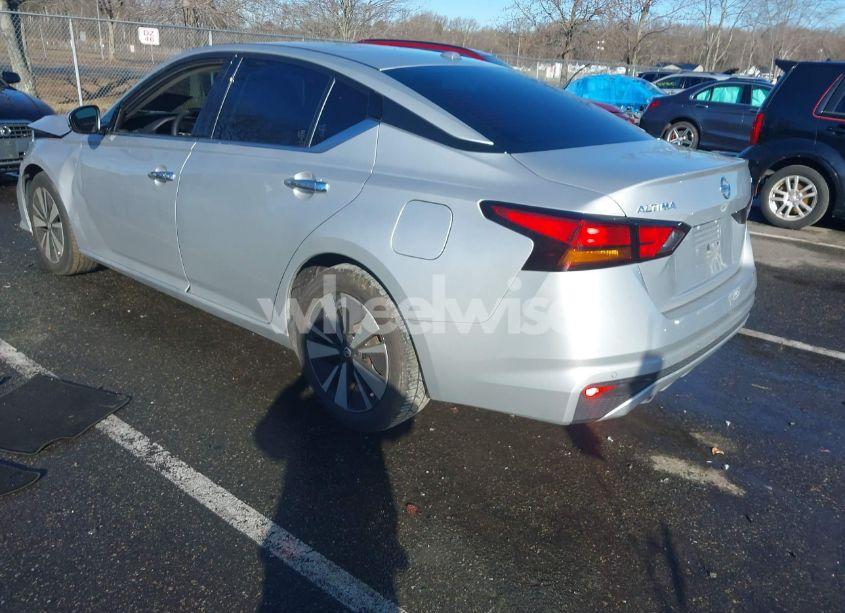 Photo 3 of 2019 Nissan Altima SV (VIN 1N4BL4DV6KC109485)