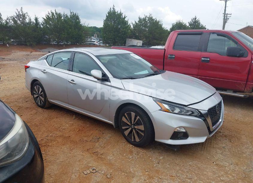 2019 Nissan Altima 2.5 SV (VIN 1N4BL4DV6KC146908) main photo