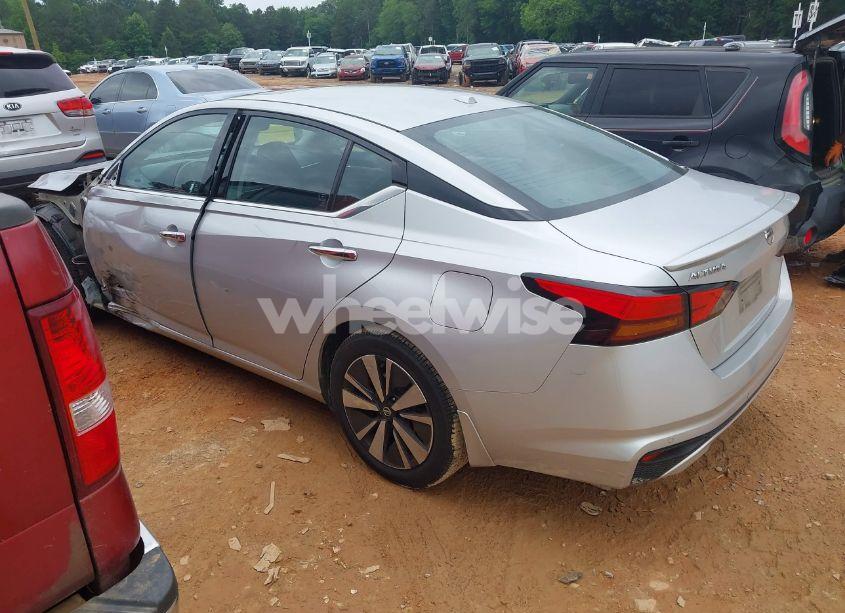Photo 3 of 2019 Nissan Altima 2.5 SV (VIN 1N4BL4DV6KC146908)