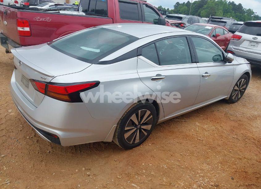 Photo 4 of 2019 Nissan Altima 2.5 SV (VIN 1N4BL4DV6KC146908)