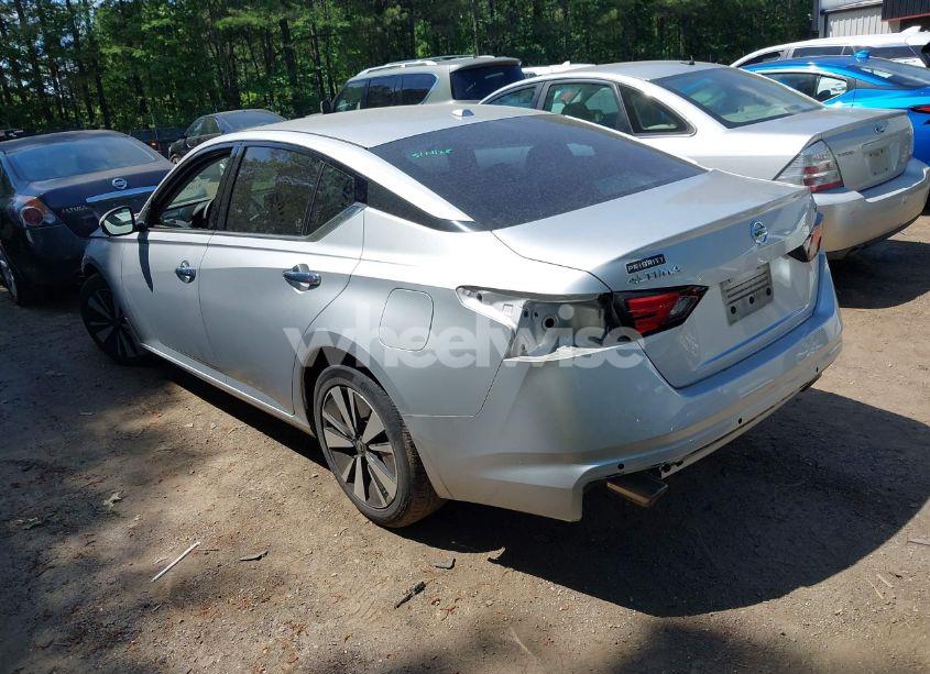 Photo 3 of 2019 Nissan Altima 2.5 SV (VIN 1N4BL4DV6KC166236)