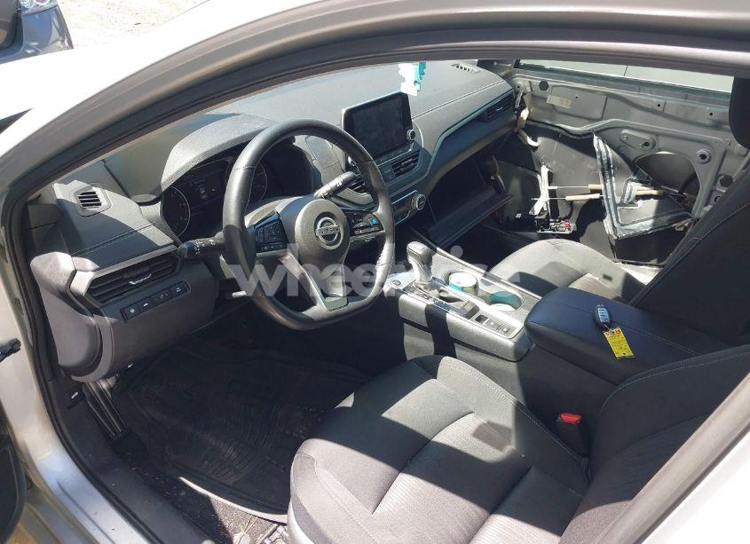 Photo 5 of 2019 Nissan Altima 2.5 SV (VIN 1N4BL4DV6KC166236)