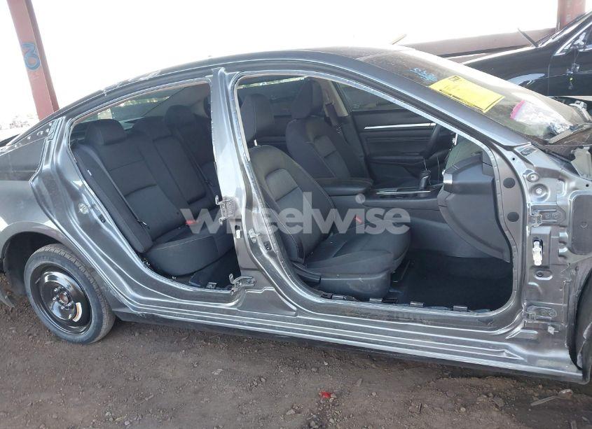 Photo 14 of 2019 Nissan Altima 2.5 SV (VIN 1N4BL4DV6KC183408)