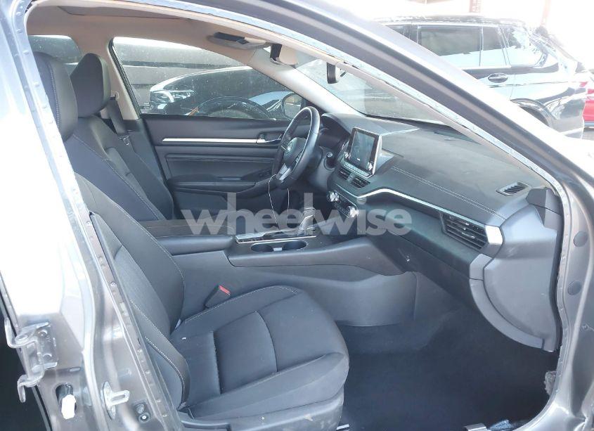 Photo 5 of 2019 Nissan Altima 2.5 SV (VIN 1N4BL4DV6KC183408)