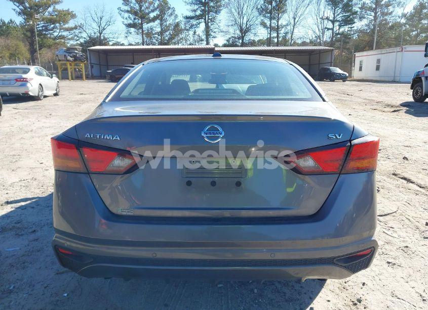 Photo 16 of 2021 Nissan Altima SV FWD (VIN 1N4BL4DV6MN324341)