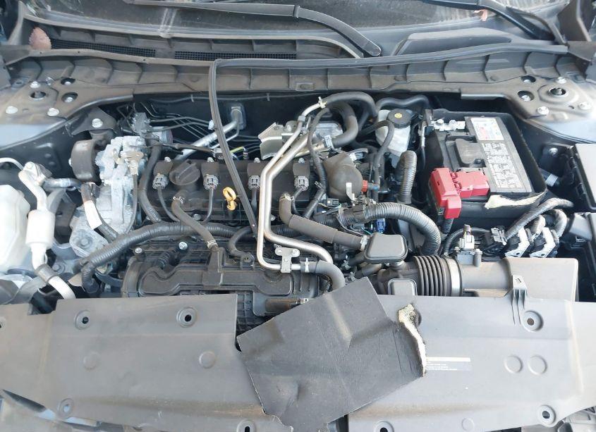 Photo 10 of 2021 Nissan Altima SV FWD (VIN 1N4BL4DV6MN378741)