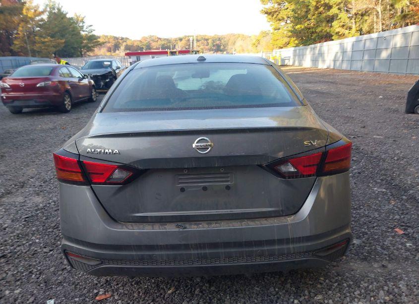 Photo 16 of 2021 Nissan Altima SV FWD (VIN 1N4BL4DV6MN378741)