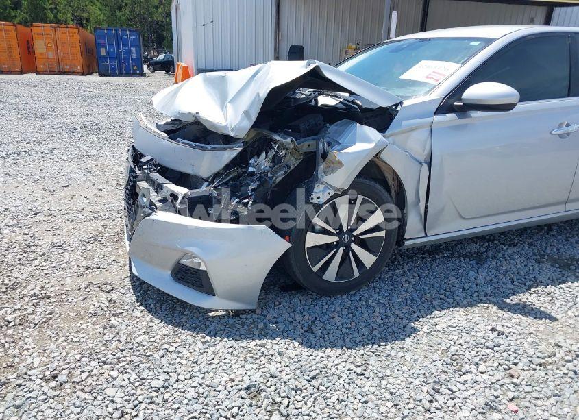 Photo 6 of 2021 Nissan Altima SV FWD (VIN 1N4BL4DV6MN391909)