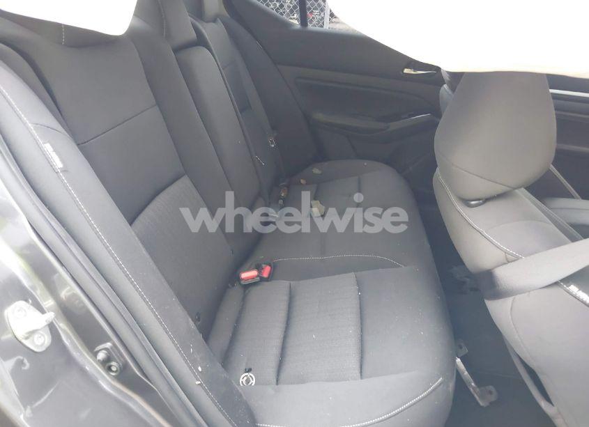 Photo 8 of 2021 Nissan Altima SV FWD (VIN 1N4BL4DV6MN394650)