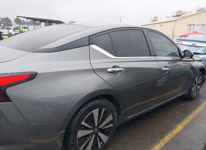 Photo 13 of 2021 Nissan Altima SV FWD (VIN 1N4BL4DV6MN401662)