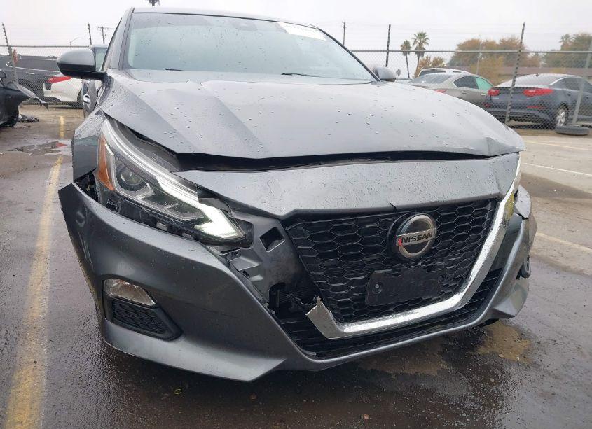 Photo 6 of 2021 Nissan Altima SV FWD (VIN 1N4BL4DV6MN401662)