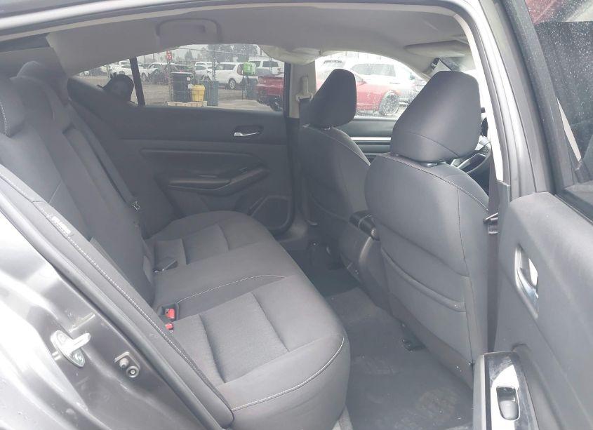 Photo 8 of 2021 Nissan Altima SV FWD (VIN 1N4BL4DV6MN401662)