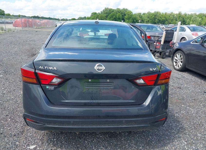 Photo 16 of 2021 Nissan Altima SV FWD (VIN 1N4BL4DV6MN417635)