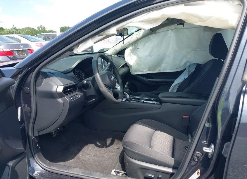 Photo 5 of 2021 Nissan Altima SV FWD (VIN 1N4BL4DV6MN417635)