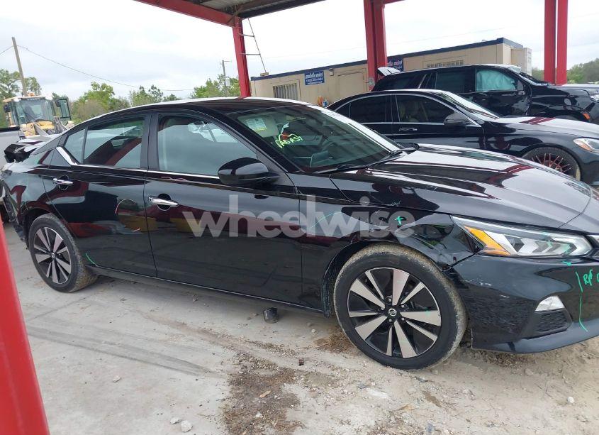 Photo 13 of 2021 Nissan Altima SV FWD (VIN 1N4BL4DV6MN418722)