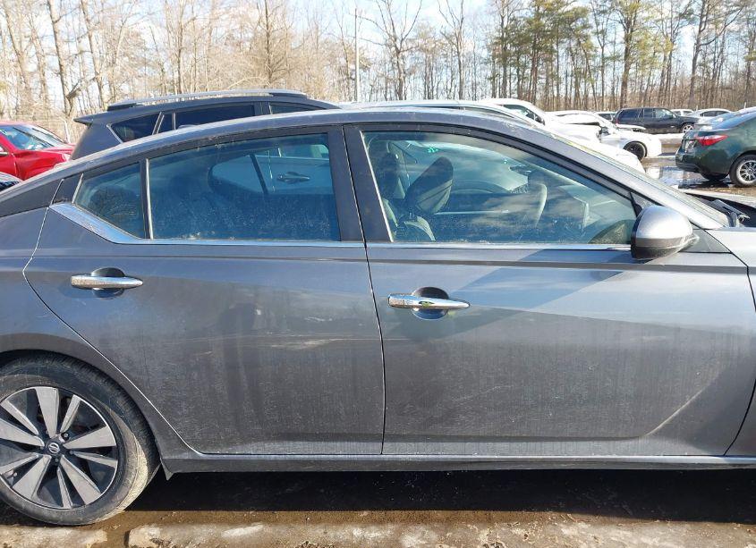 Photo 13 of 2022 Nissan Altima SV FWD (VIN 1N4BL4DV6NN337673)