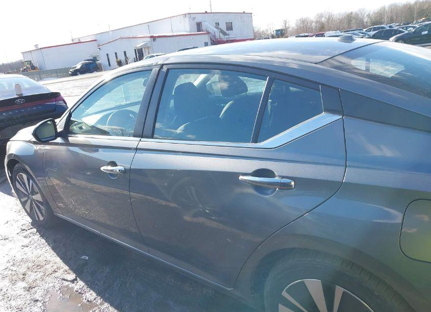 Photo 14 of 2022 Nissan Altima SV FWD (VIN 1N4BL4DV6NN337673)