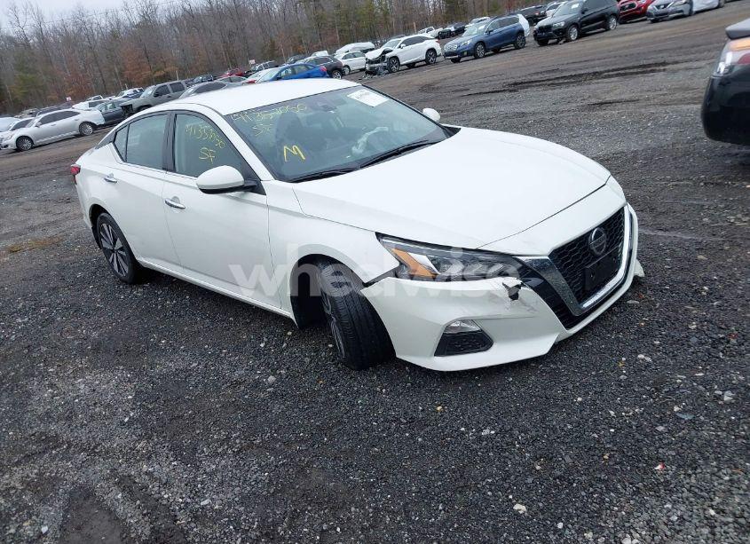2022 Nissan Altima SV FWD (VIN 1N4BL4DV6NN351542) main photo
