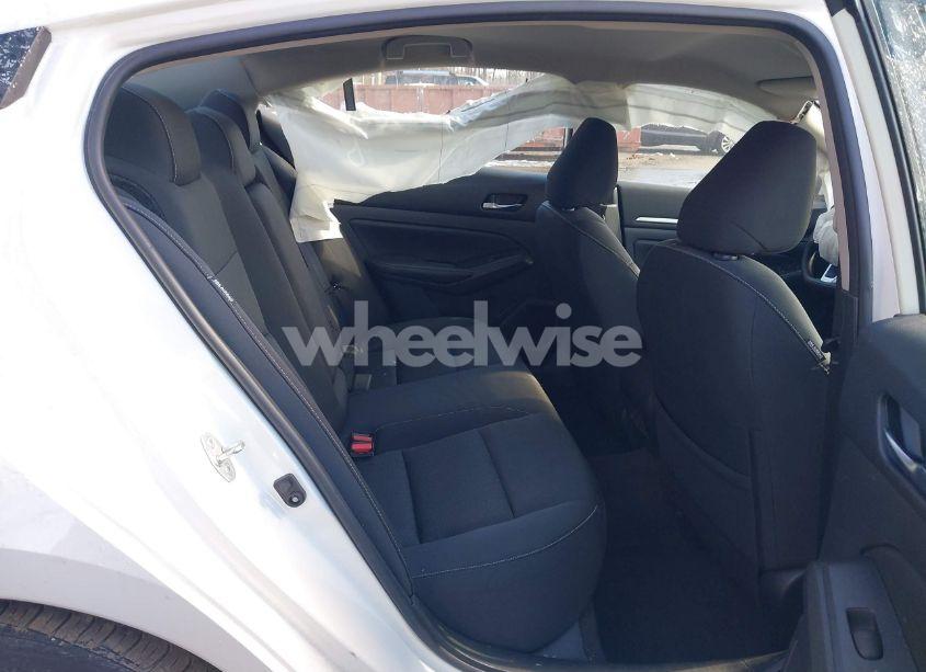 Photo 8 of 2022 Nissan Altima SV FWD (VIN 1N4BL4DV6NN351542)