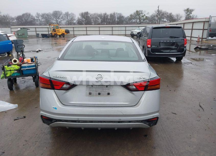Photo 16 of 2022 Nissan Altima SV FWD (VIN 1N4BL4DV6NN351766)