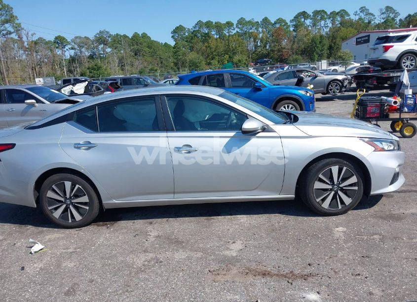 Photo 13 of 2022 Nissan Altima SV FWD (VIN 1N4BL4DV6NN367305)