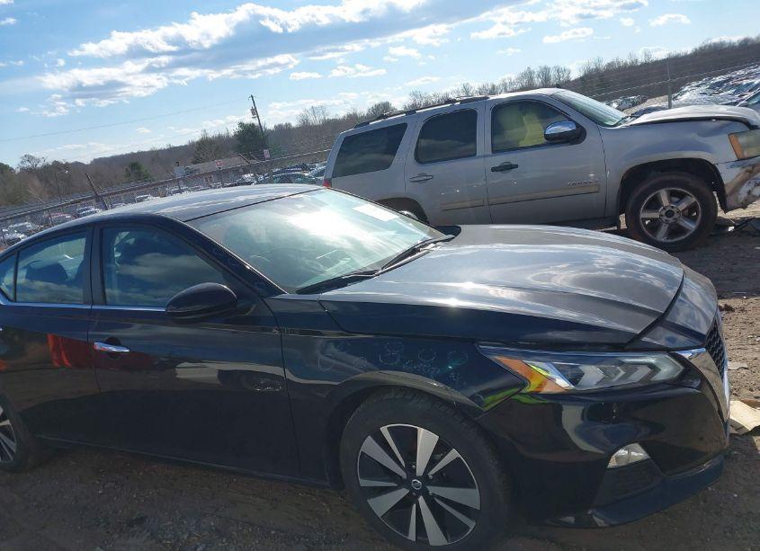 Photo 13 of 2022 Nissan Altima SV FWD (VIN 1N4BL4DV6NN368552)