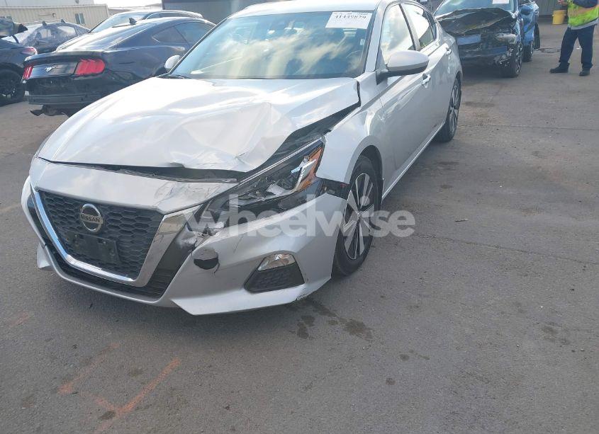 Photo 6 of 2022 Nissan Altima SV FWD (VIN 1N4BL4DV6NN374898)