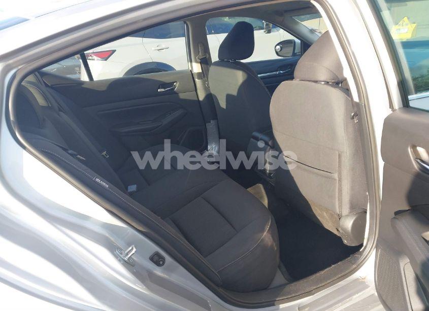 Photo 8 of 2022 Nissan Altima SV FWD (VIN 1N4BL4DV6NN374898)