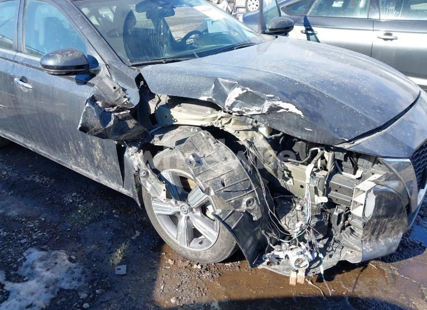 Photo 6 of 2022 Nissan Altima SV FWD (VIN 1N4BL4DV6NN400089)