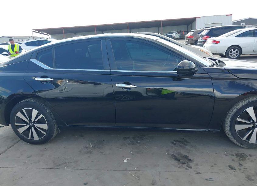 Photo 13 of 2022 Nissan Altima SV FWD (VIN 1N4BL4DV6NN412677)