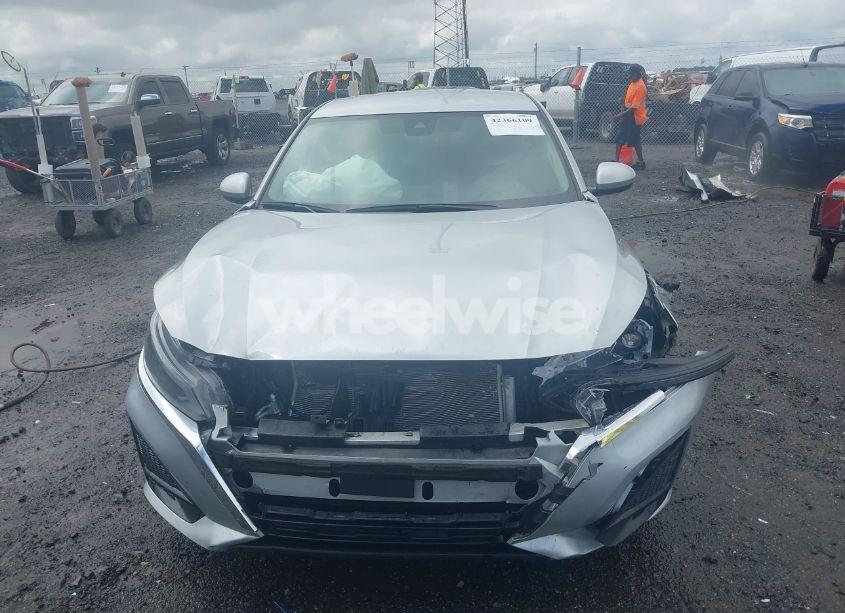 Photo 12 of 2023 Nissan Altima SV FWD (VIN 1N4BL4DV6PN300982)