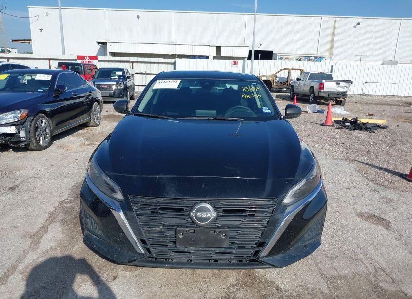Photo 12 of 2023 Nissan Altima SV FWD (VIN 1N4BL4DV6PN369994)