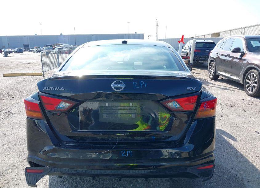 Photo 6 of 2023 Nissan Altima SV FWD (VIN 1N4BL4DV6PN369994)