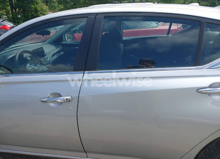 Photo 13 of 2023 Nissan Altima SV FWD (VIN 1N4BL4DV6PN373754)