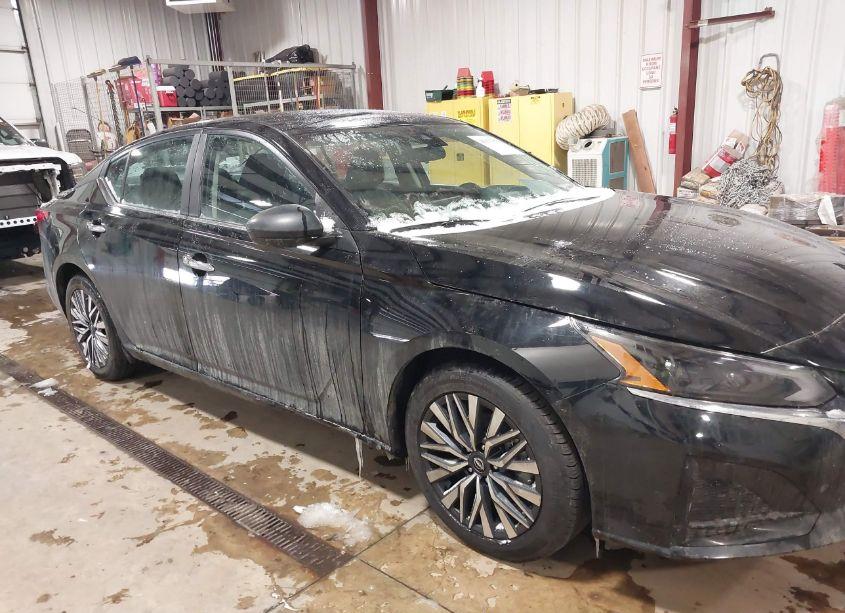 Photo 13 of 2024 Nissan Altima SV FWD (VIN 1N4BL4DV6RN306736)