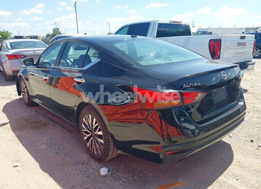 Photo 3 of 2024 Nissan Altima SV FWD (VIN 1N4BL4DV6RN325156)